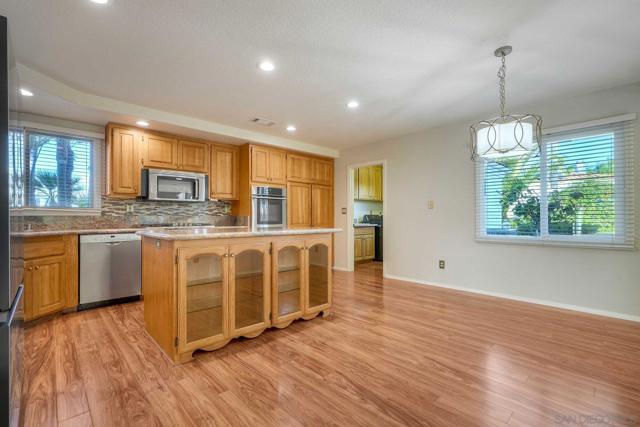 MLS #250044403SD image #7