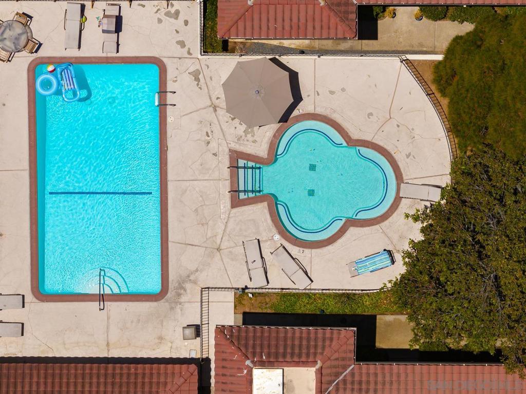 MLS #250044438SD image #17