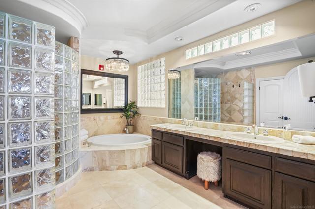 MLS #250044448SD image #16