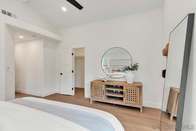 MLS #250044452SD image #17