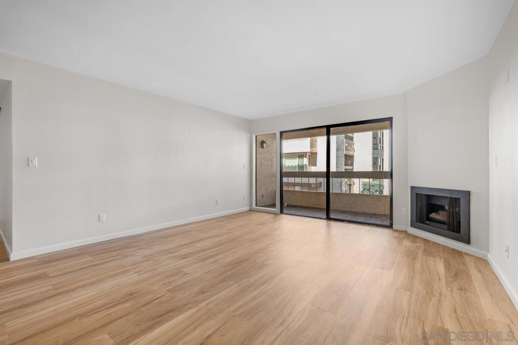 MLS #250044499SD image #27