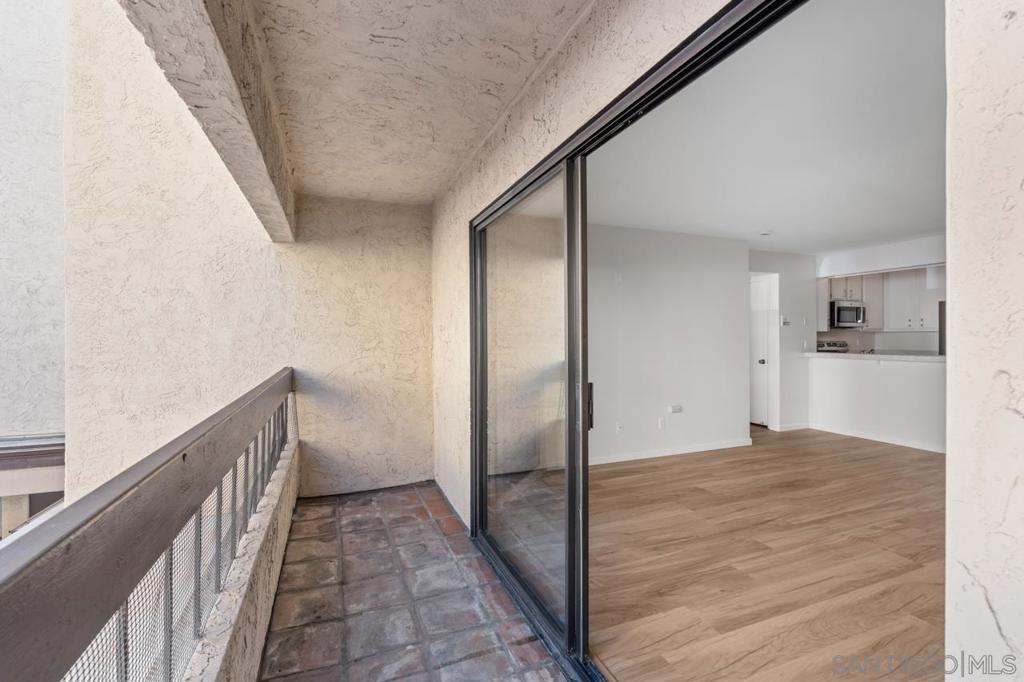 MLS #250044499SD image #36