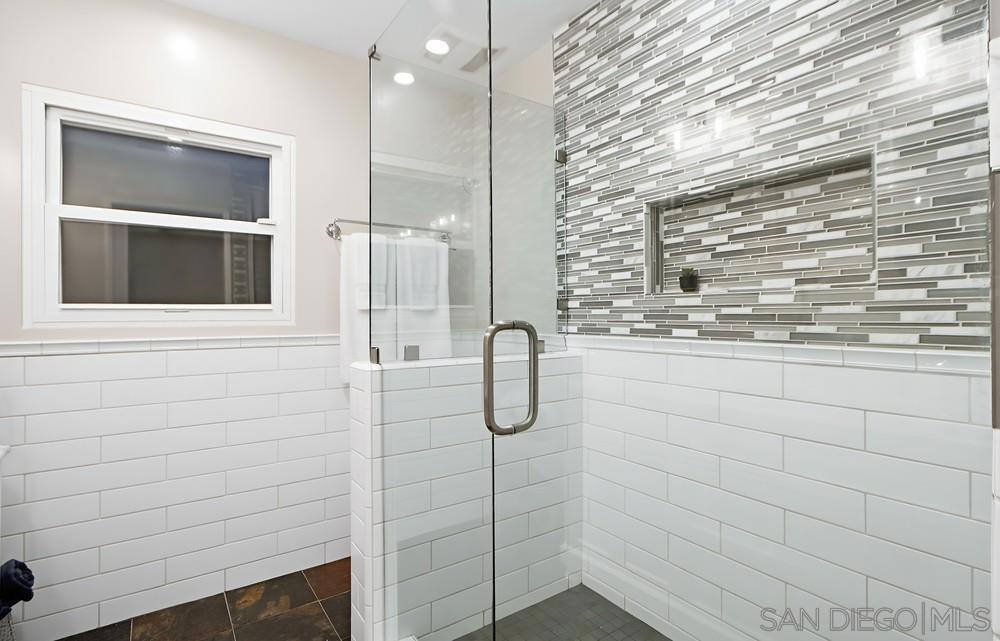 MLS #250044550SD image #31