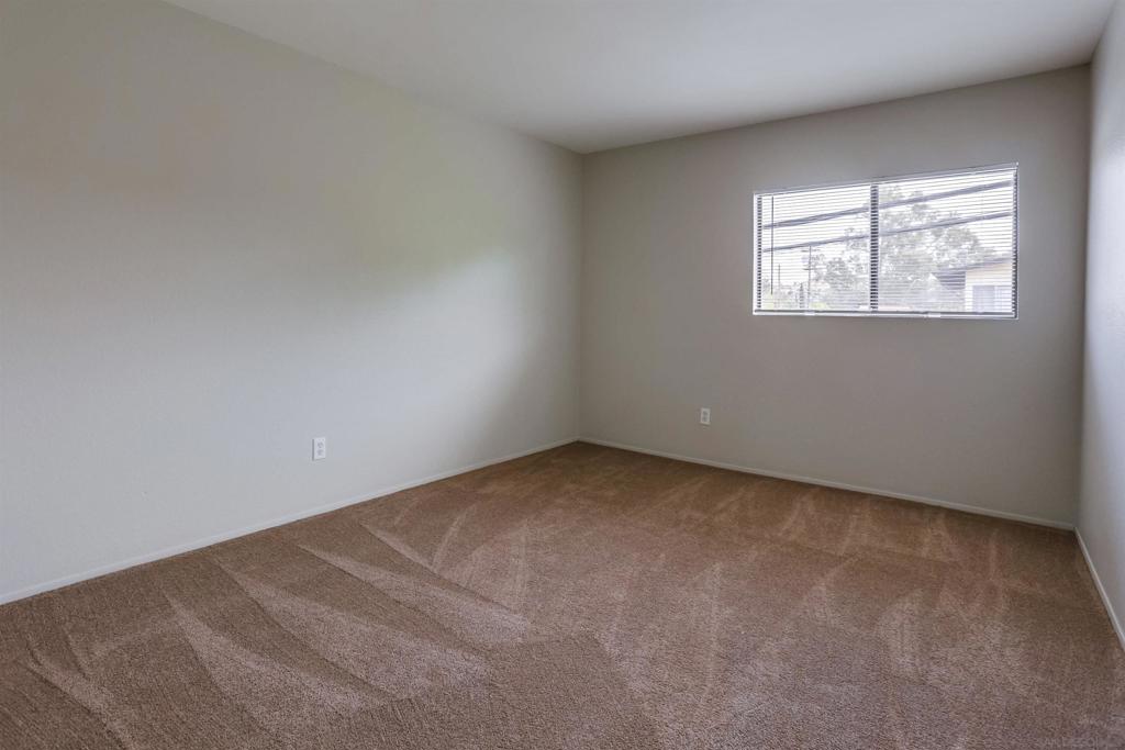 MLS #250044551SD image #17