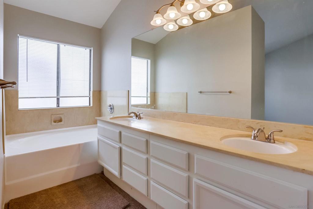 MLS #250044551SD image #22