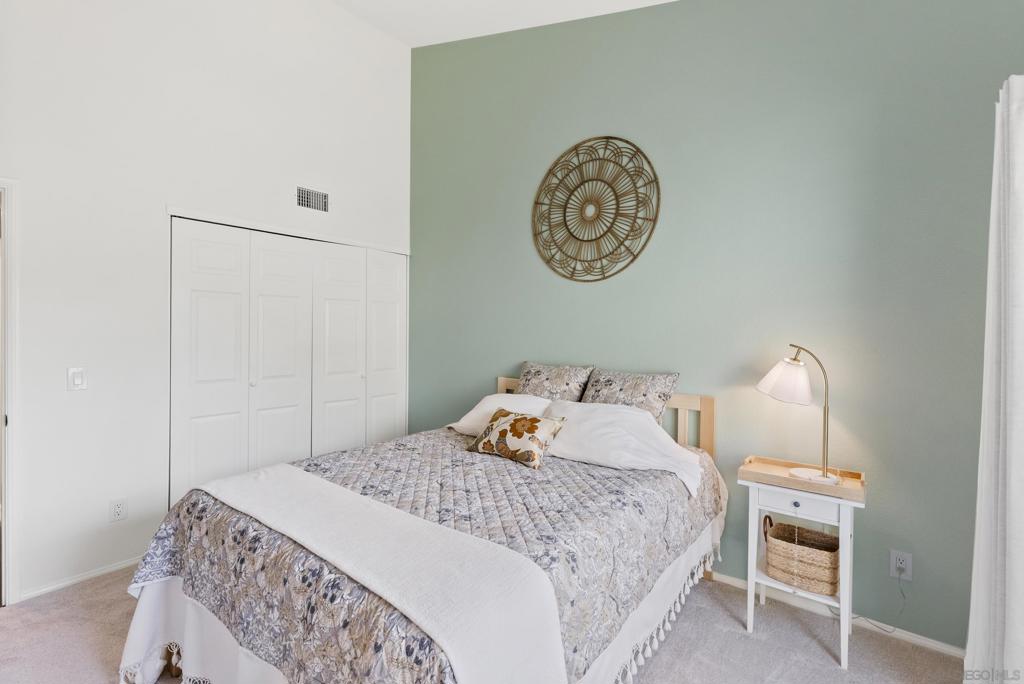 MLS #250044671SD image #32