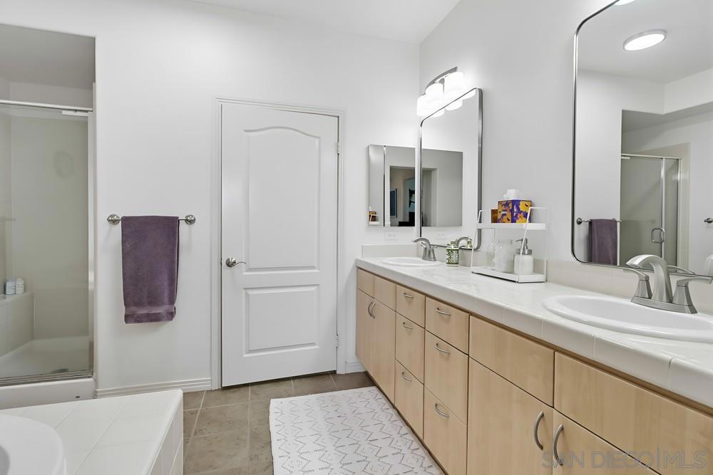 MLS #250044680SD image #12