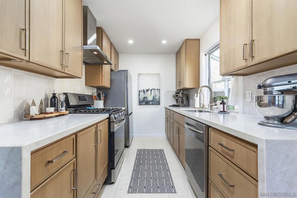 MLS #250044681SD image #13