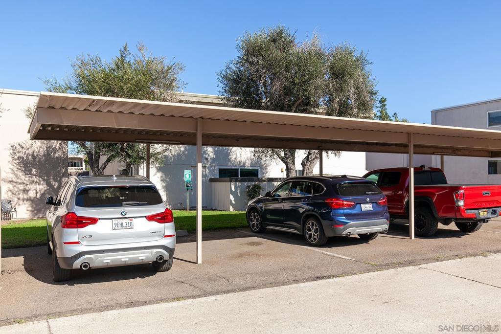 MLS #250044681SD image #29