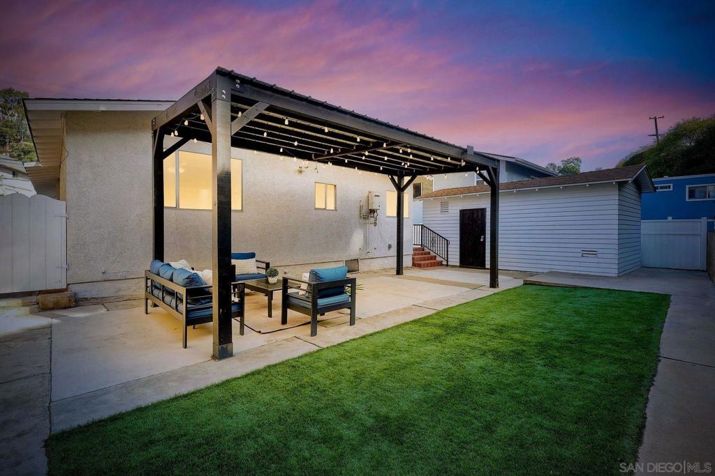 MLS #250044711SD image #30