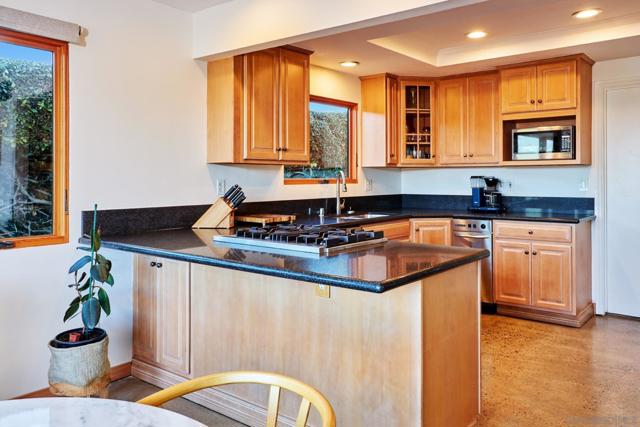 MLS #250044717SD image #7