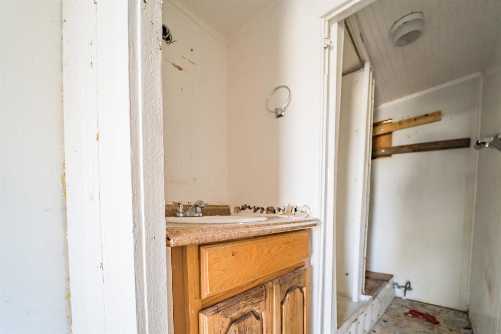 MLS #250044720SD image #27