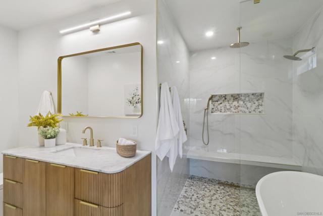 MLS #250039370SD image #17