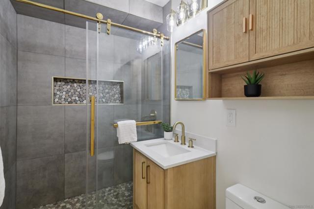 MLS #250039370SD image #24