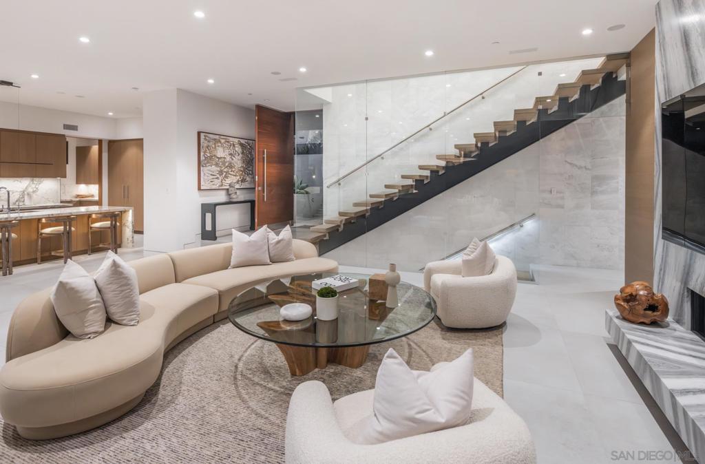 MLS #250044875SD image #8