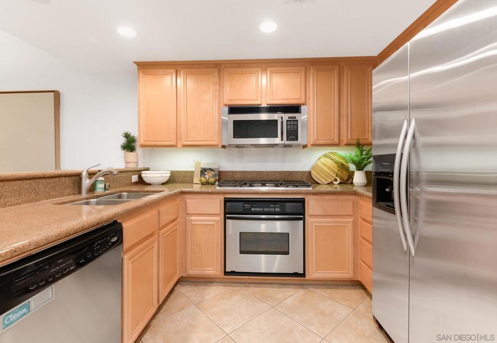 MLS #250044953SD image #11