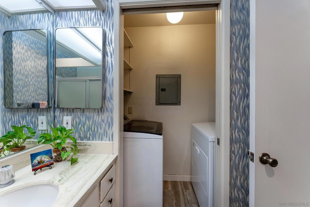 MLS #250045140SD image #11