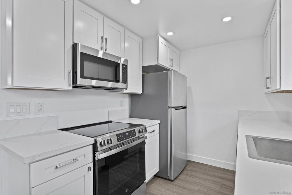 MLS #250045291SD image #2