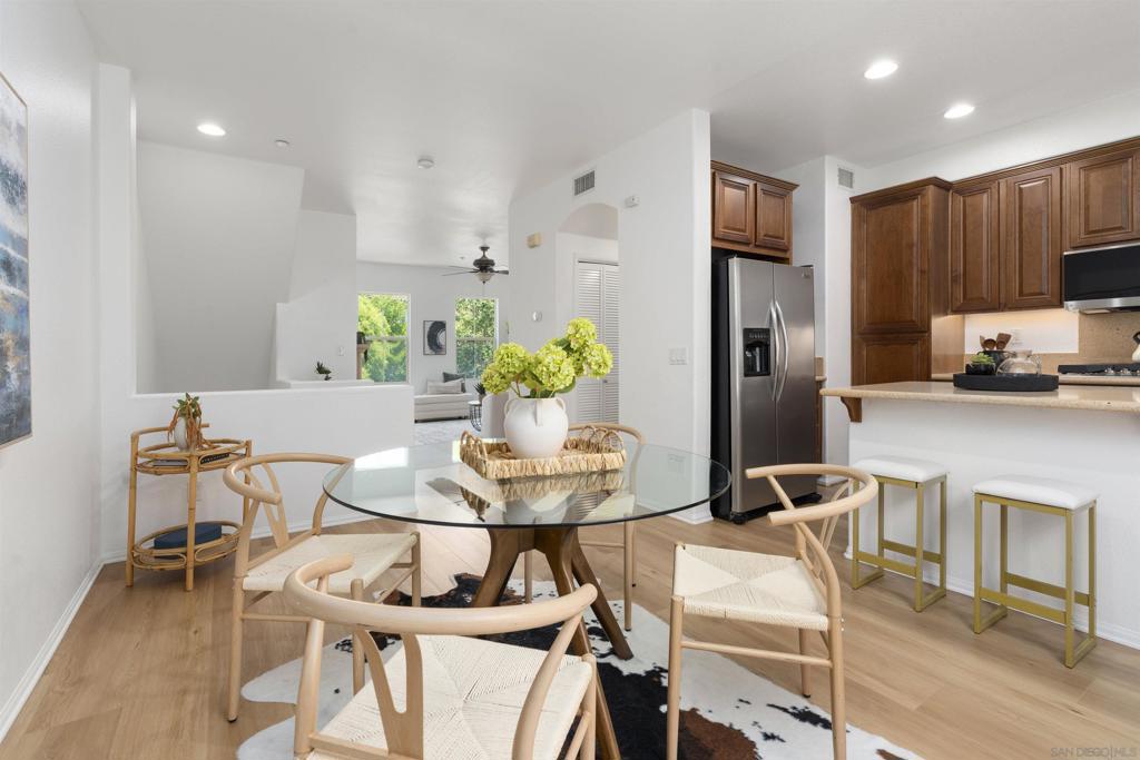 MLS #250045319SD image #12