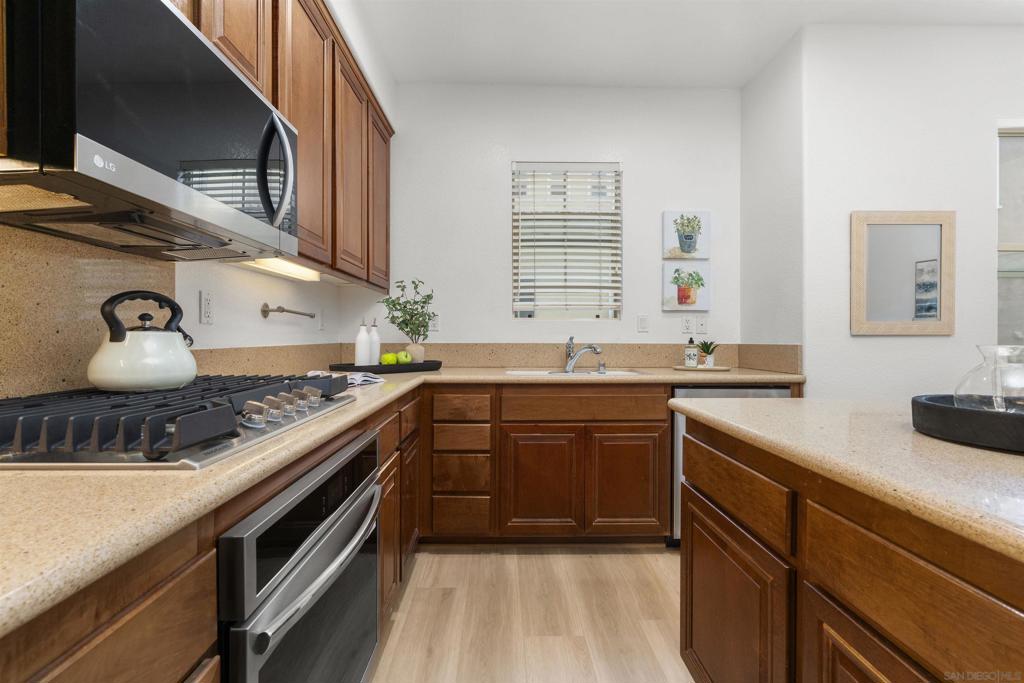 MLS #250045319SD image #21