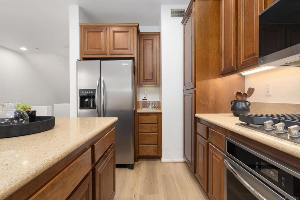 MLS #250045319SD image #22