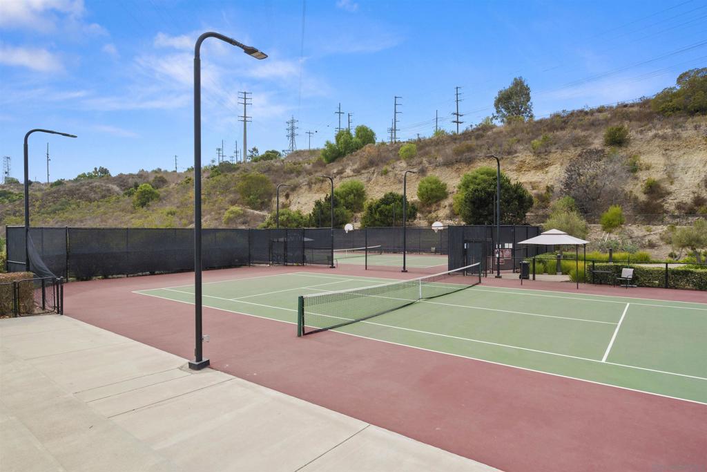 MLS #250045319SD image #44