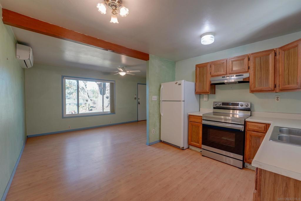 MLS #250045454SD image #16