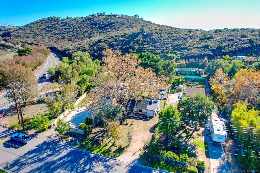 MLS #250045454SD image #36