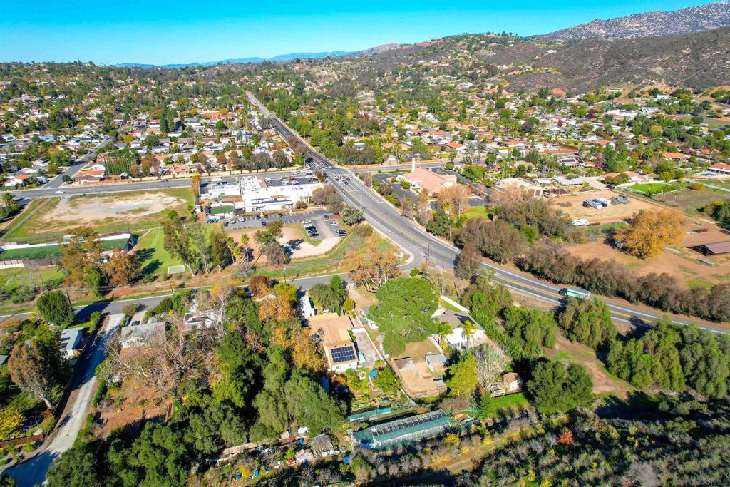 MLS #250045454SD image #37