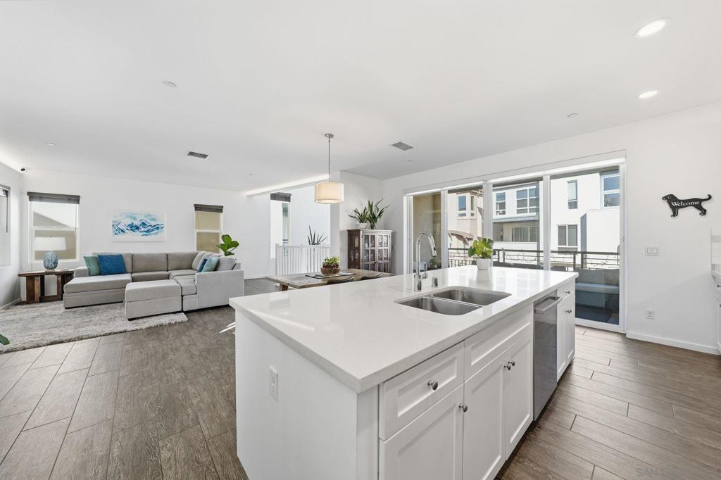 MLS #250045486SD image #51