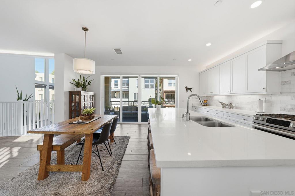 MLS #250045486SD image #60