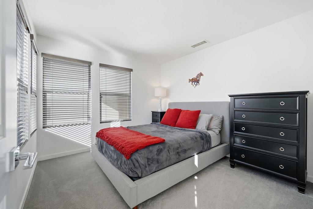 MLS #250045486SD image #9