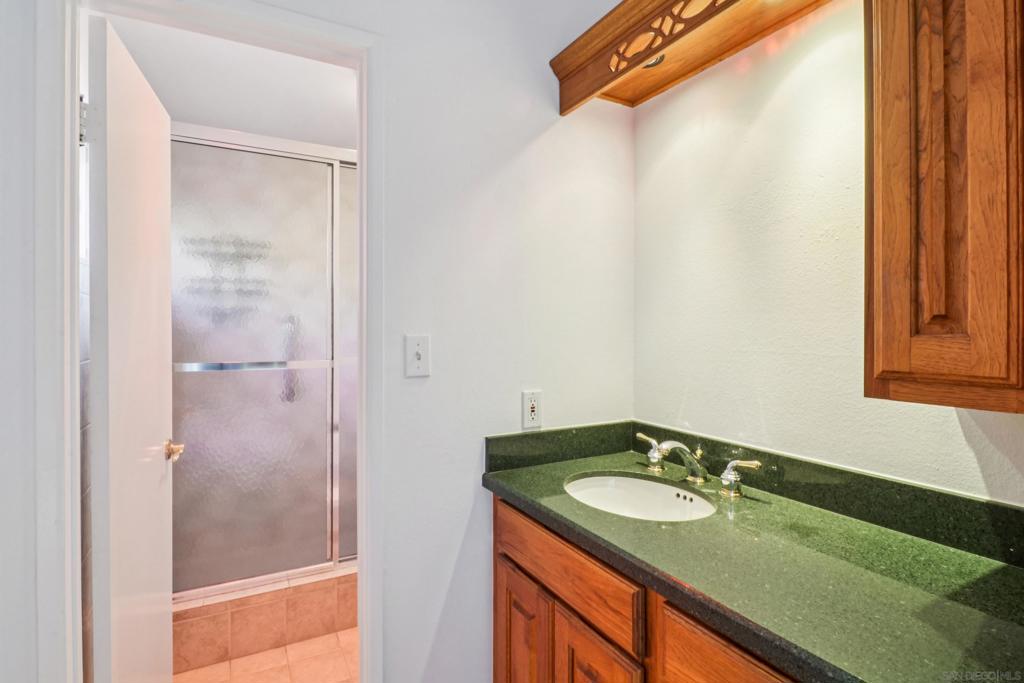 MLS #250045498SD image #17