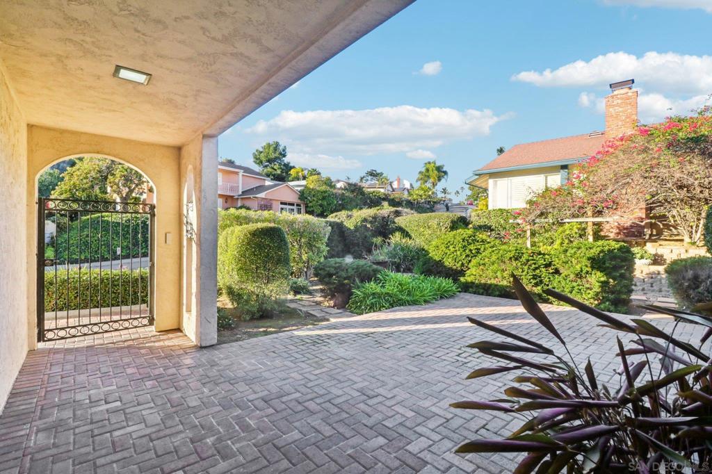 MLS #250045498SD image #24