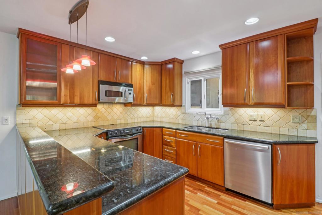 MLS #250045498SD image #5