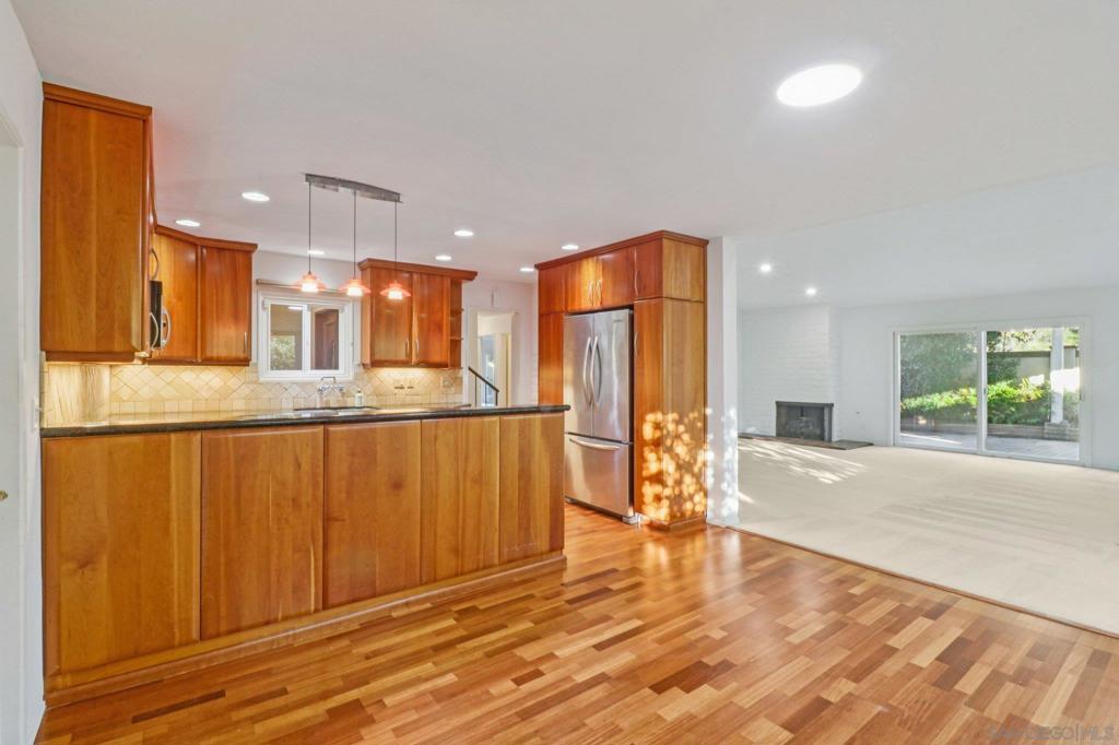 MLS #250045498SD image #8