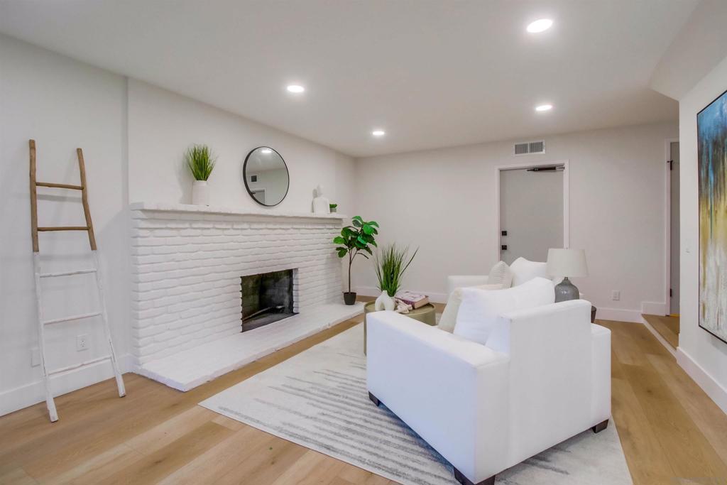 MLS #250045507SD image #17