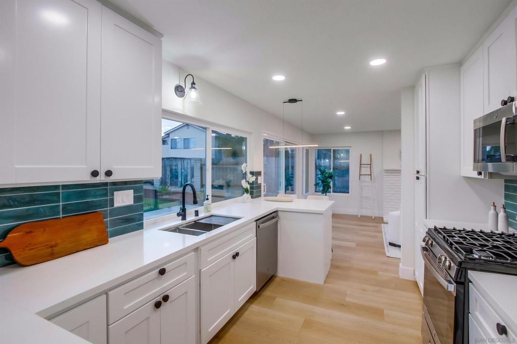 MLS #250045507SD image #21