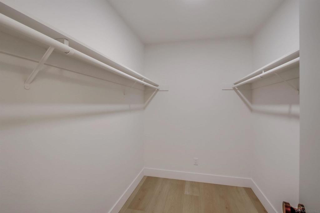 MLS #250045507SD image #33