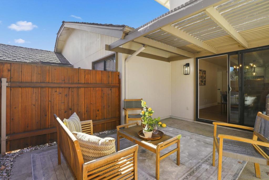 MLS #250045528SD image #11