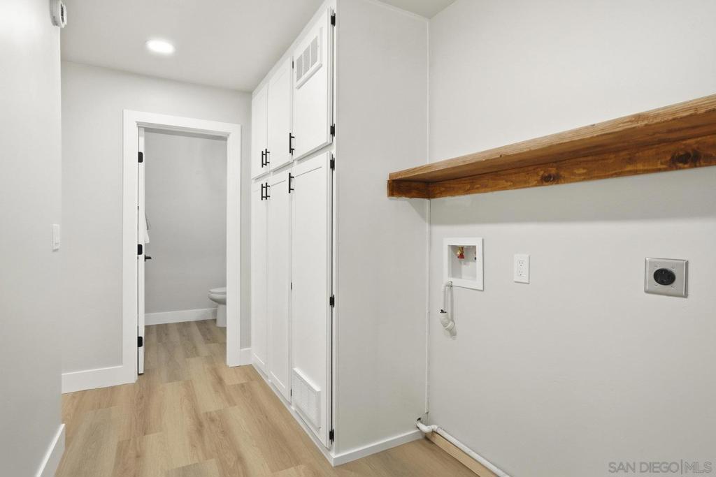 MLS #250045528SD image #13