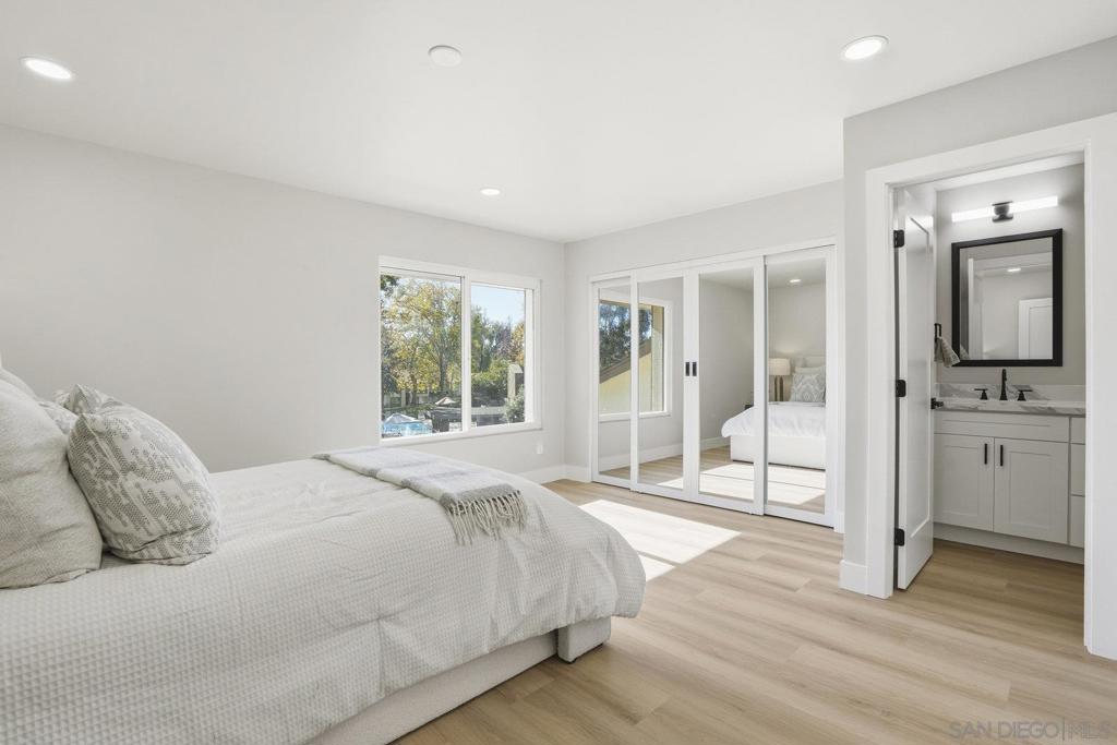 MLS #250045528SD image #15