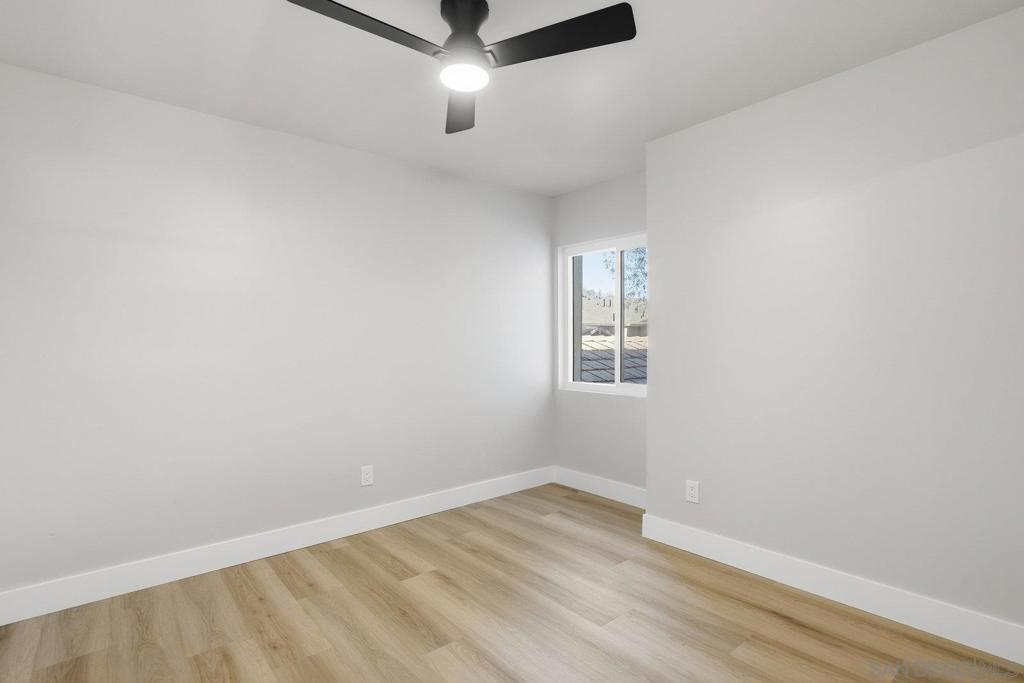 MLS #250045528SD image #22