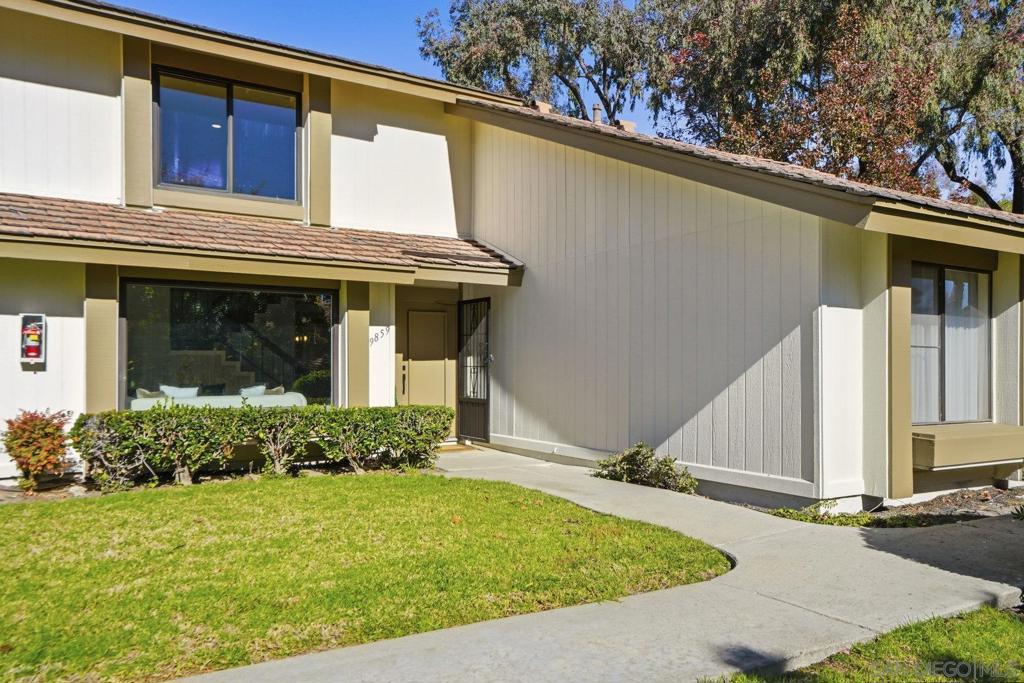 MLS #250045528SD image #31