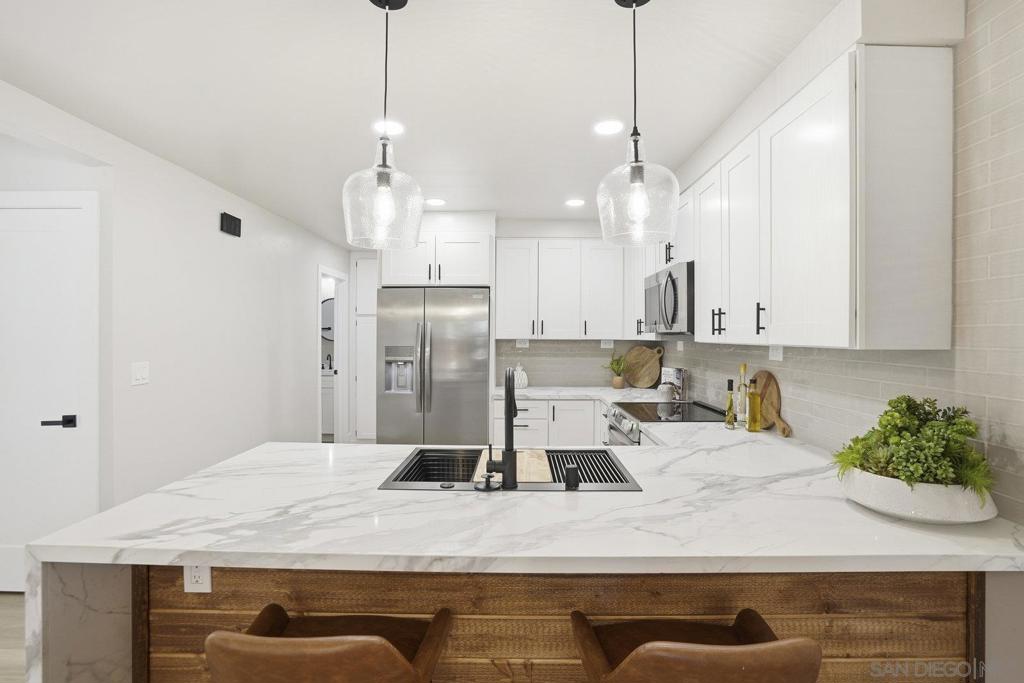 MLS #250045528SD image #8