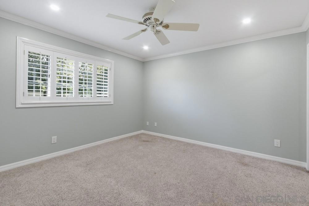 MLS #250045533SD image #32