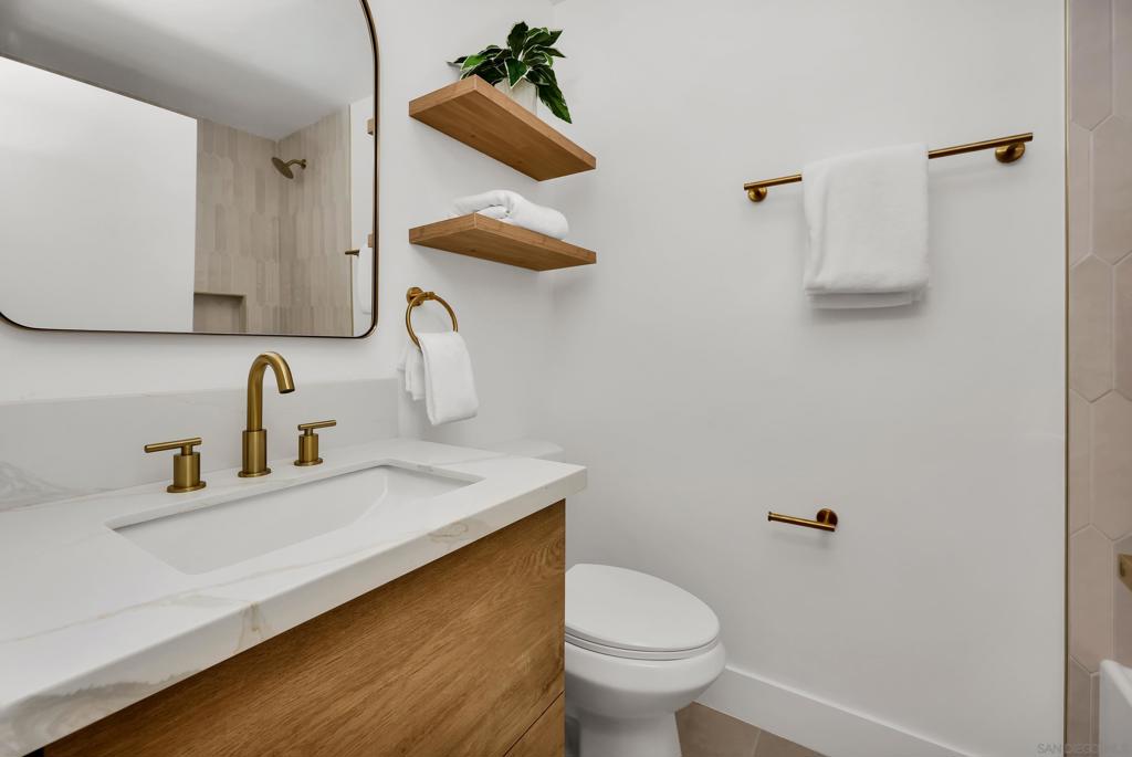 MLS #250045604SD image #31