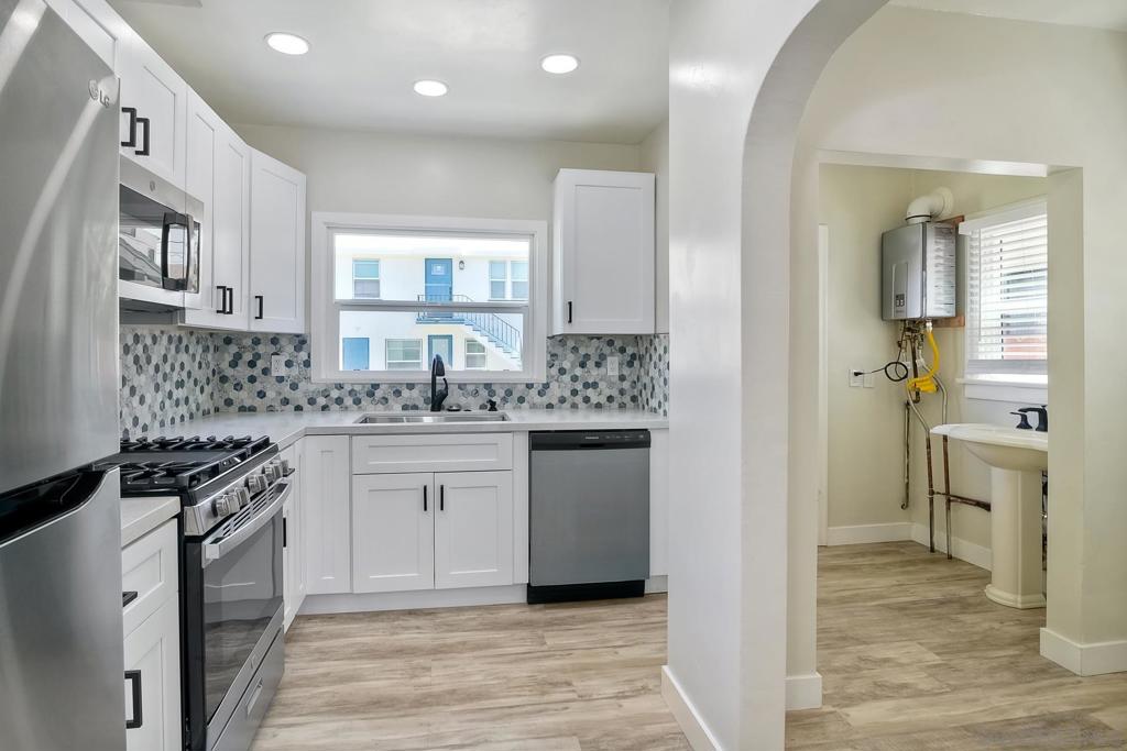 MLS #250045676SD image #19