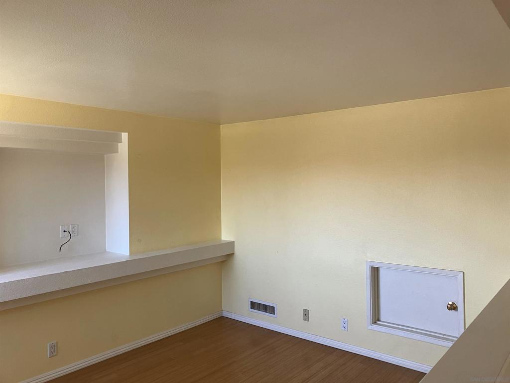 MLS #250045677SD image #26