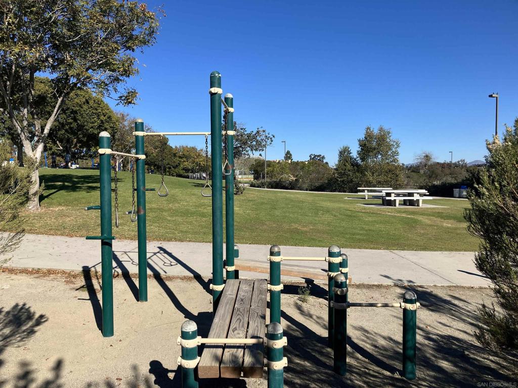 MLS #250045677SD image #39